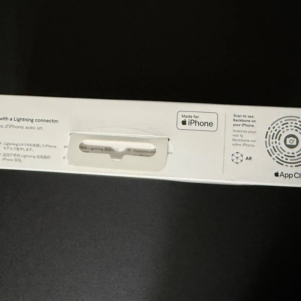 BACKBONE One Mobile Gaming Controller (Lightning) Xbox Sealed in Box